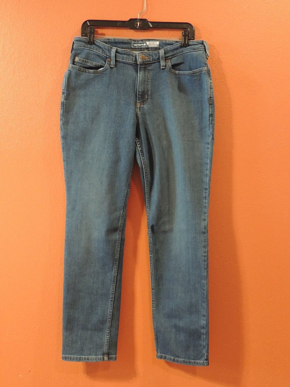 Carhartt Jeans Woman Size 10 Relaxed Fit Pockets Outdoor Work Denim Blue Jeans